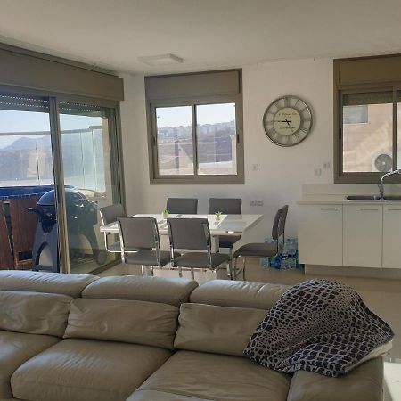 Luxury Exclusive Top Class Apartment On The Sea With Best Sea View And Jacuzzi רק למשפחות !!!! Ejlat Exteriér fotografie
